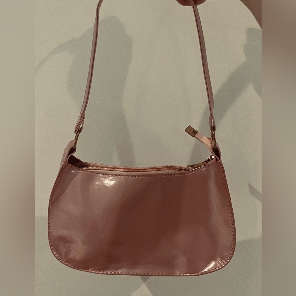 Cute pink purse , perfect tiny fancy shoulder bag or casual shoulder bag!